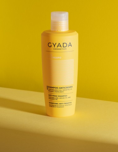 Sampon fara sulfati anti-frizz pentru par rebel, 250ml – Gyada Cosmetics