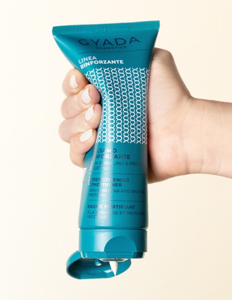 Balsam de par intaritor cu spirulina, 200ml – Gyada Cosmetics