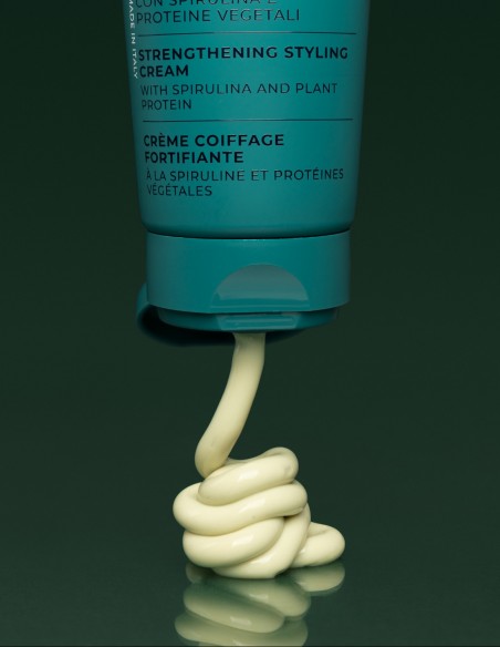 Crema styling cu spirulina pentru par cret, drept, 125ml – Gyada Cosmetics