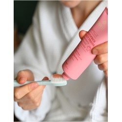 Pasta de dinti cu fluor pentru copii cu capsuni, 75ml - Avril 2